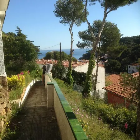 Sol Naixent Sa Riera Begur